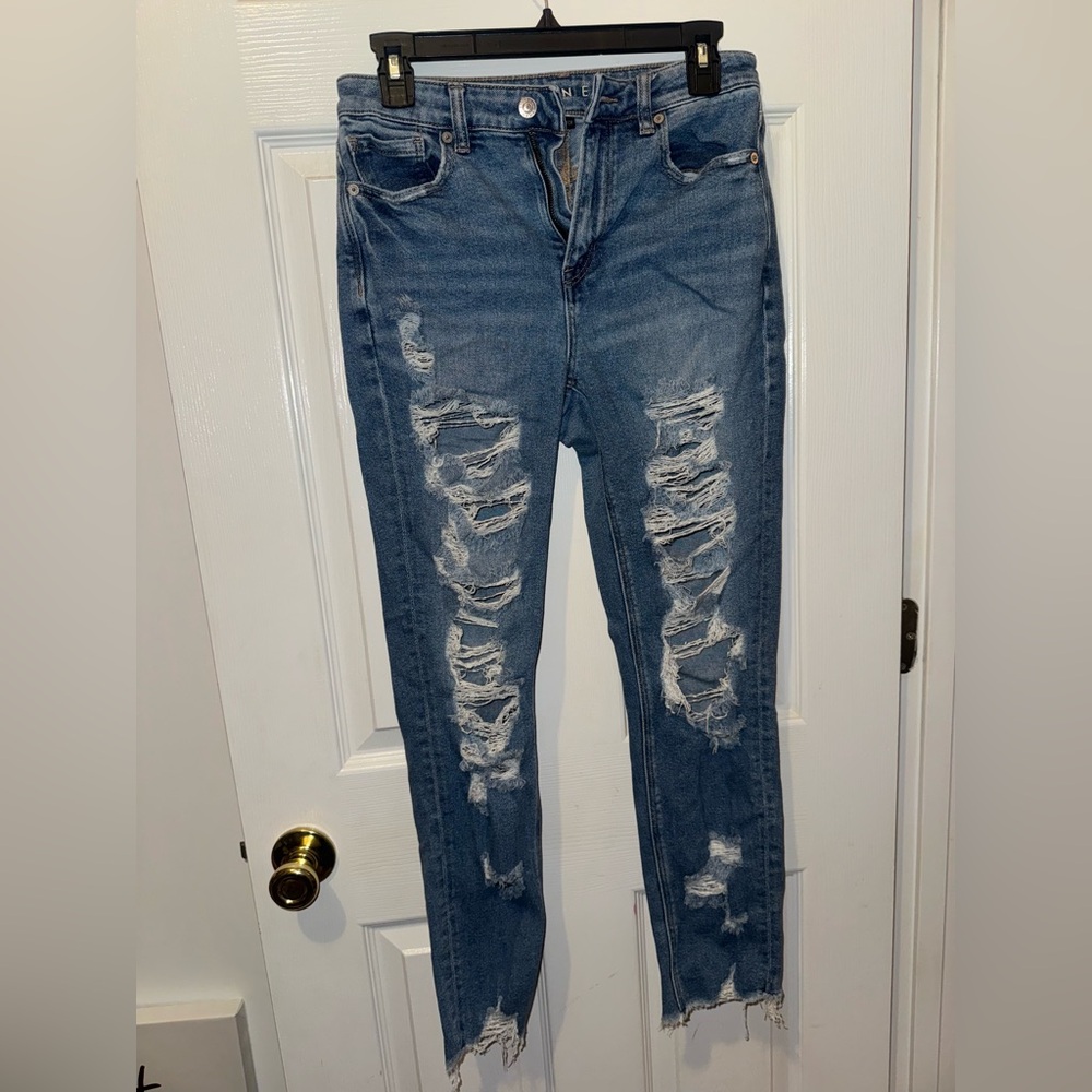 American Eagle Outfitters Ripped Jeans